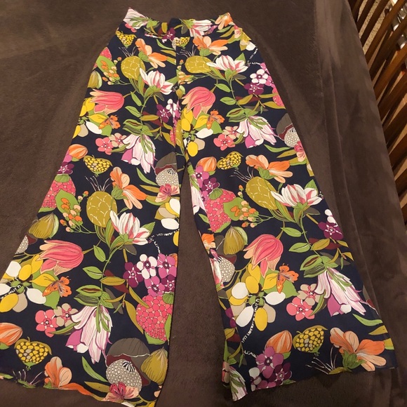 New w/o tags Trina Turk Silk Flare Pants size S - Picture 5 of 9